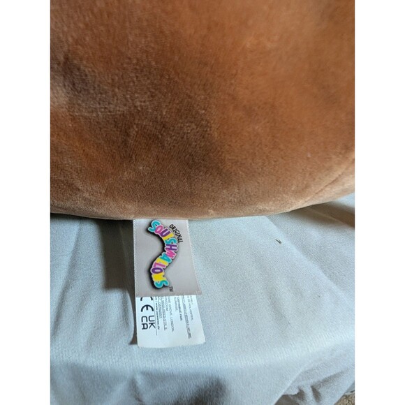 2021 Kellytoy Squishmallow 12" Regina Backpack With Boba - Picture 3 of 6